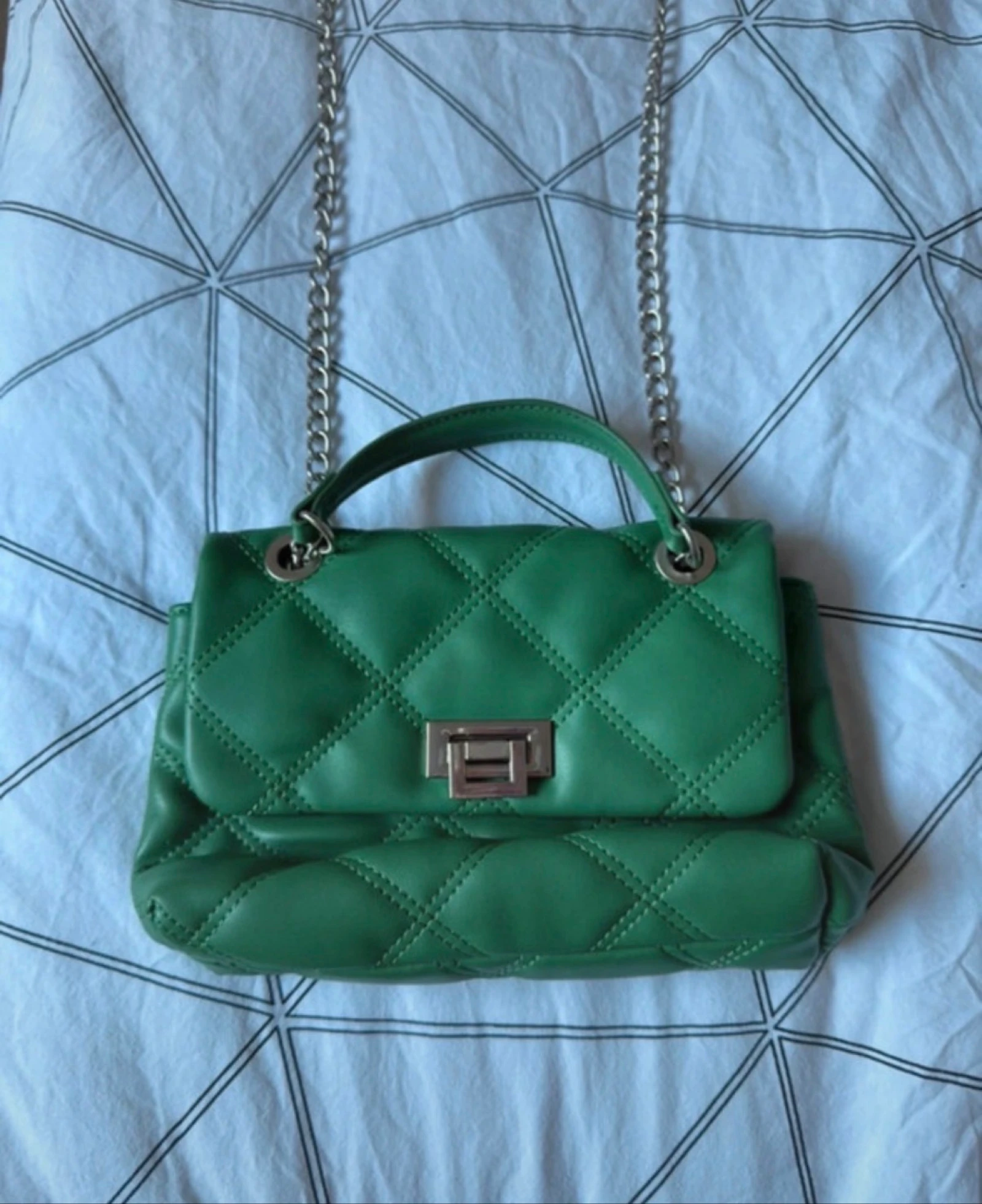 groene handtas stradivarius